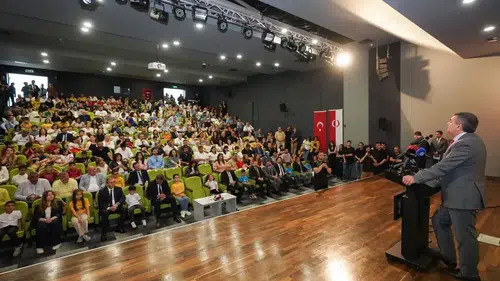 Vezirköprülü minikler zeka oyunlarında Türkiye şampiyonu oldu