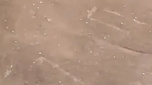 İnegöl'de dolu yağışı hayatı durma noktasına getirdi