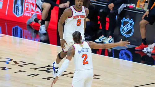 NBA finallerinde perdeyi Knicks galibiyetle açtı