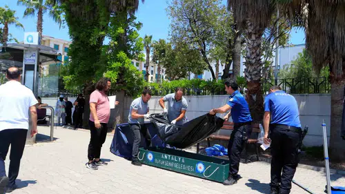 Antalya Adliyesi önünde acı veda