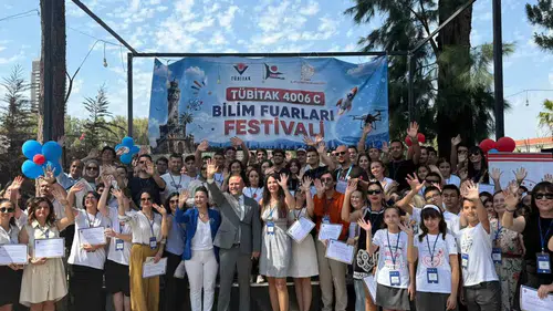 İzmirli öğrenciler bilim projelerini görücüye çıkardı