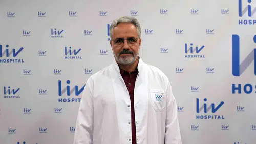 Beyin tümörlerinde her zaman bıçak altına yatmak gerekmiyor