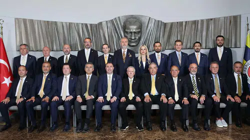 Aziz Yıldırım Fenerbahçe yönetimindeki isimlerin görevlerini belirledi