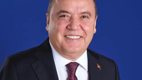 Muhittin Böcek'ten rüşvet soruşturmasında dikkat çeken 950 bin euro iddiası