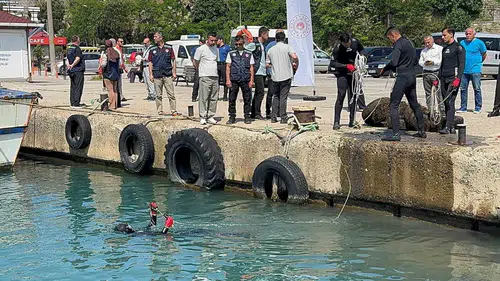 Amasra kıyılarında deniz dibi temizliği yapıldı