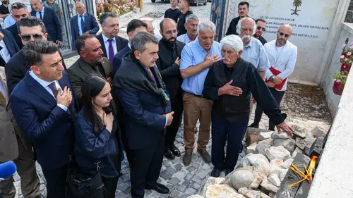 Bakan Tekin Tunceli’de Alevi eğitimi için hazırlanan 12 yeni modülü duyurdu