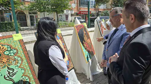 Faslı kursiyerden Yozgat tarihine sanat dokunuşu