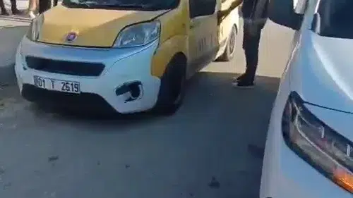 Hatay'da taksiyle göçmen kaçıran şebekeye polis darbesi