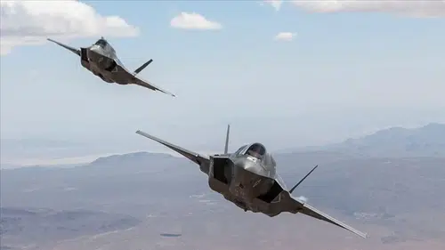 F-15 pilotunun kabusu: İran semalarında tanımlanamayan drone sürüsü