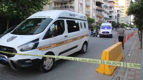 Aydın emniyetinin önünde korkutan valiz alarmı