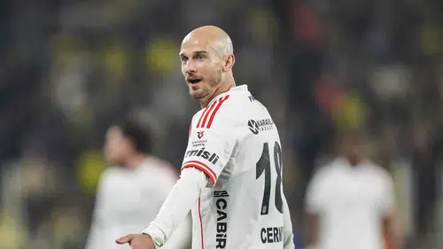 Beşiktaş’ta ayrılık rüzgarları: Yıldız isme İskoçya’dan sürpriz talip