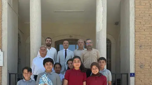 Yenipazar’da burs sınavını kazanan öğrencilere özel kutlama