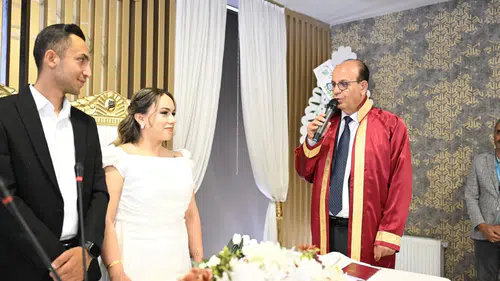 Malatya’da özel tarih yoğunluğu 95 çift nikah masasına oturdu