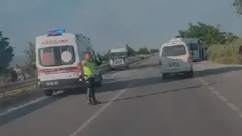 Denizli’de işçi servisleri birbirine girdi