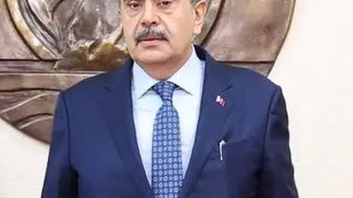 Bakan Tekin eğitimdeki başarıyı Rize'den duyurdu