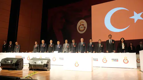 Galatasaray yönetimi dev projeler için genel kuruldan tam yetkiyi aldı