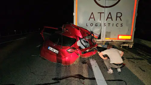 Edirne yolunda gece yarısı feci kaza