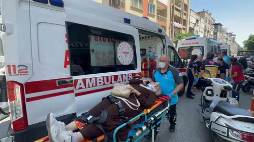 Nazilli’de yaya geçidinde motosiklet dehşeti