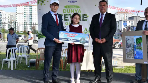 Yeşilyurtlu gençler çevreyi korumak için yarıştı