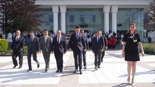 Düzce Başsavcısı Yasin Emre yeni görev yerine uğurlandı