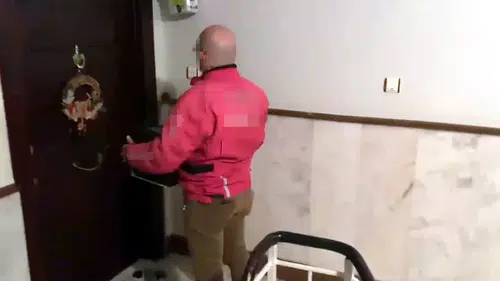 Avcılar polisten uyuşturucu tacirine kurye kılığında operasyon