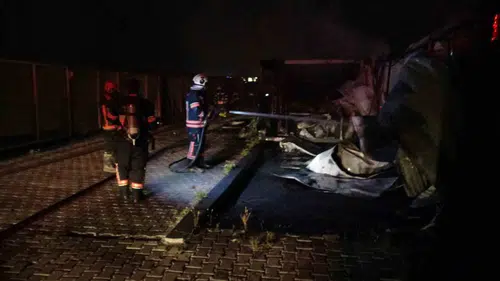 Malatya'da avukatların konteyner ofisleri küle döndü