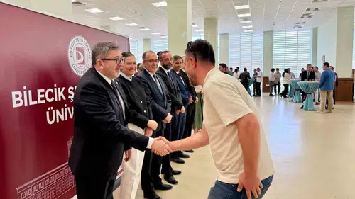 Bilecik Şeyh Edebali Üniversitesi bayramda bir araya geldi