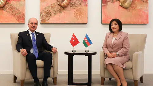 Kurtulmuş ve Gafarova Bakü’de masaya oturdu