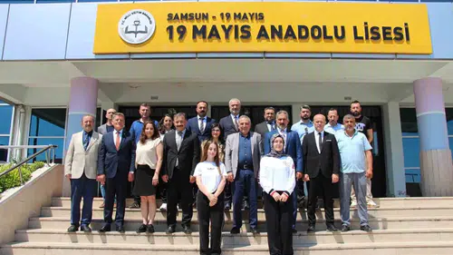 19 Mayıs Anadolu Lisesi’nde öğrenciler için özel okuma alanı açıldı
