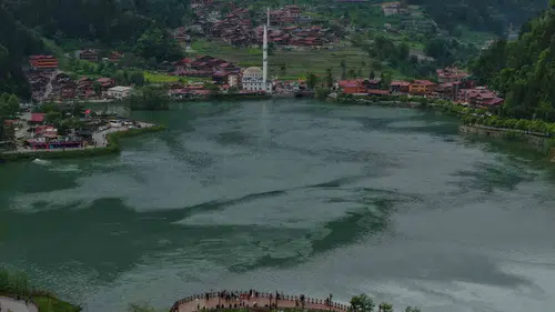 Trabzon yönetiminden Uzungöl tartışmalarına sert tepki