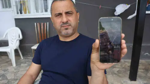 Hatay’da doğa yürüyüşüne çıkan grup çukura düşen kirpiyi kurtardı