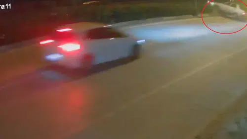 İnegöl’de direksiyon hakimiyetini kaybeden sürücü takla attı