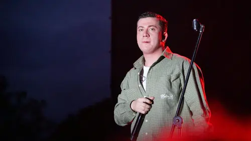 Tekirdağ kiraz festivalinde binlerce kişi müziğe doydu
