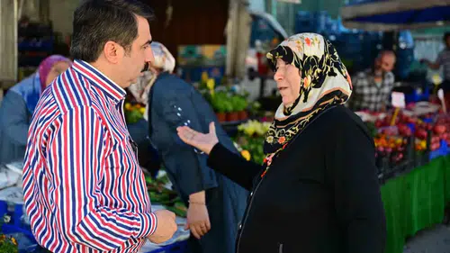 Yıldırım Belediye Başkanı sokakları gezerek çözüm üretiyor