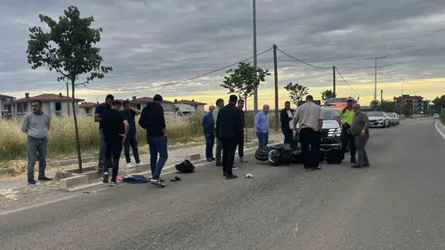Çorlu'da dikkatsizlik sonucu meydana gelen motosiklet kazası kamerada