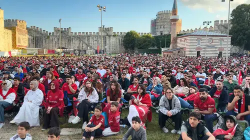 Yedikule Hisarı'nda dev ekranda milli heyecan
