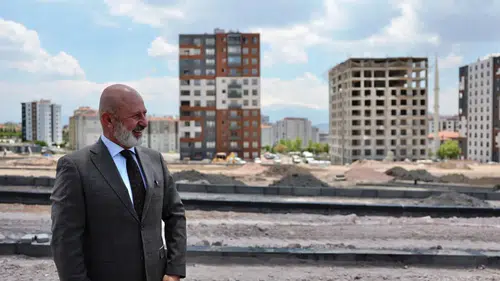Kayseri Kocasinan’da 30 bin metrekarelik dev yeşil alan yükseliyor