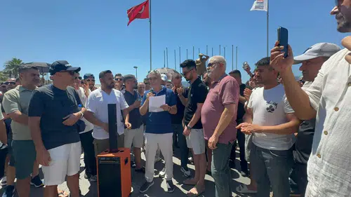 Marmaris esnafı düzenleme mağduriyeti için belediyeye yürüdü