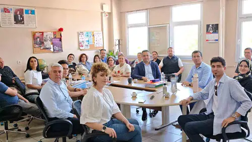 Sarıgöl’de okul sıralarında denetim mesaisi