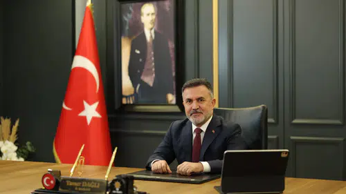 AK Parti Adana İl Başkanlığı koltuğunda bayrak değişimi