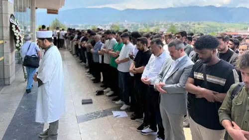 Karabük Üniversitesi öğrencileri için gıyabi cenaze namazı kılındı