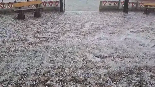 Haziranda kış manzarası Ordu Akkuş beyaza büründü