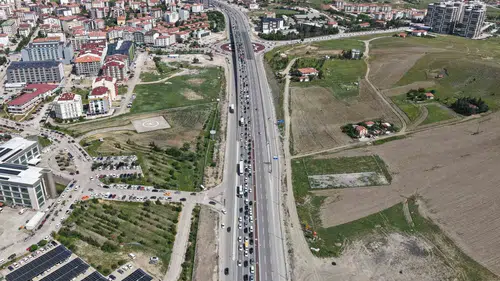 Kilit kavşakta dönüş çilesi bitmek bilmiyor