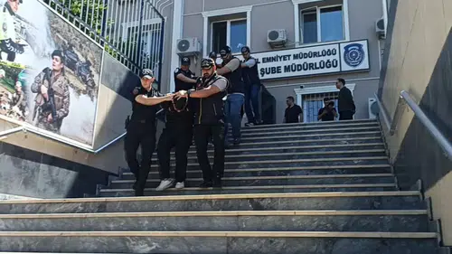 Sokaklarda dehşet saçan 'Şapkalılar' çetesine büyük darbe: Avukatlar da gözaltında