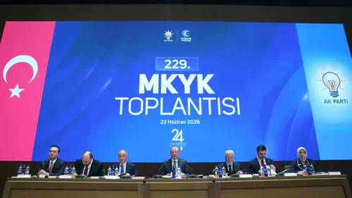 Erdoğan başkanlığında AK Parti kurmayları kritik gündem için bir araya geldi