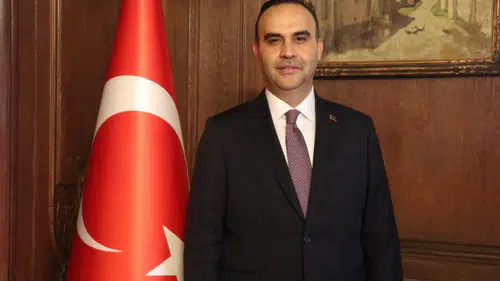 Bakan Kacır Fransız yatırımcıları Türkiye’ye davet etti