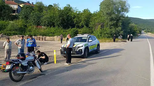 Kastamonu Cide yolunda motosikletler çarpıştı