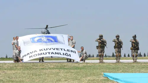 İzmir semalarında yerli güç gösterisi