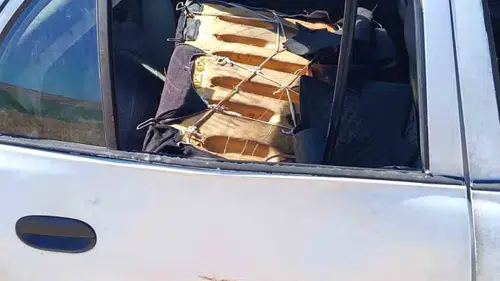 Gönen yolunda araç savruldu beş kişi yaralandı