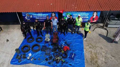 Tekirdağ denizinde temizlik operasyonu Çıkanlar şaşkına çevirdi
